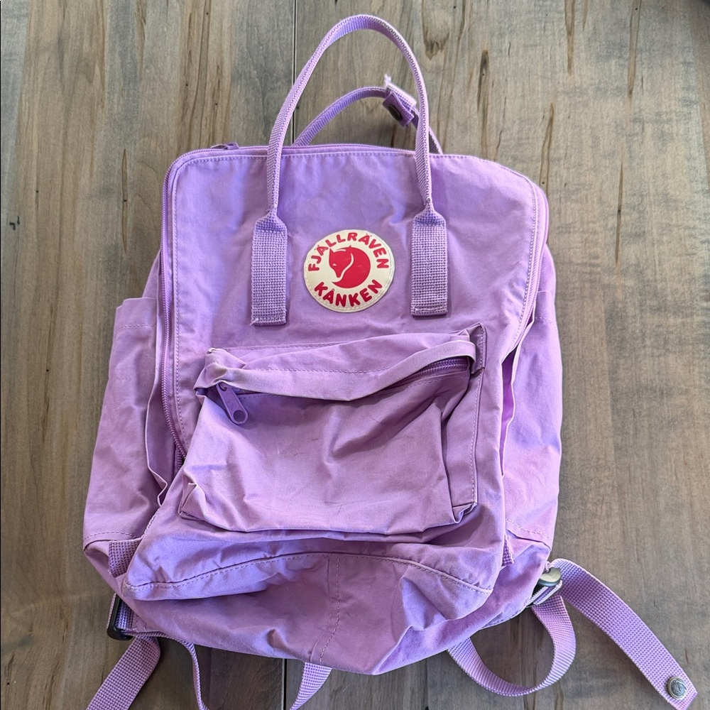 Fjallraven Kanken full size backpack